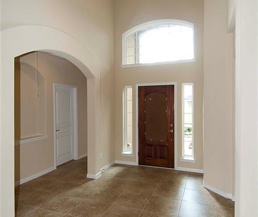 3rd image of 5906 Preserve Ln