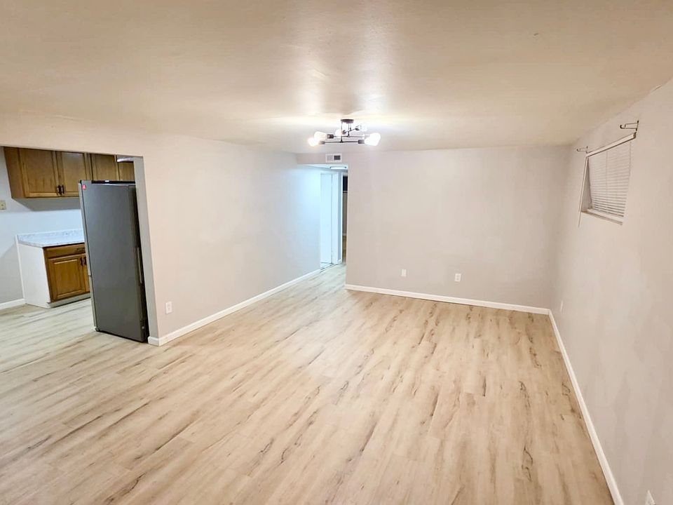 1st image of 315 Susann Ct #10