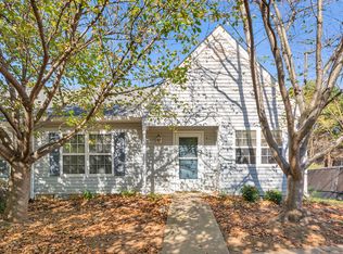 1426 Lilac Ct, Charlottesville, VA 22901