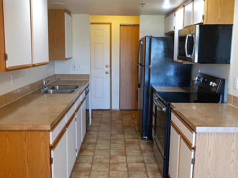 220 Antles Ave #103 — Photo 5