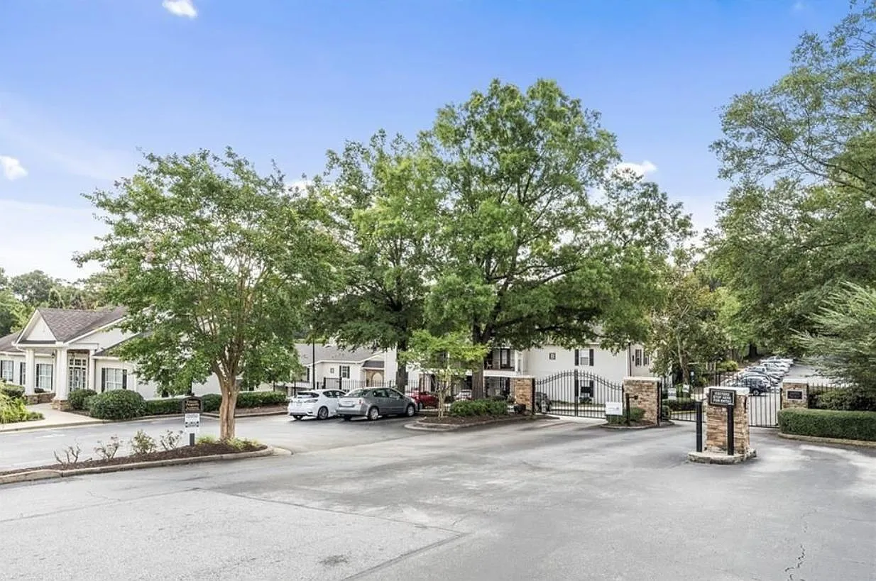 1 bed, 750 sqft, $1,600 — Photo 2