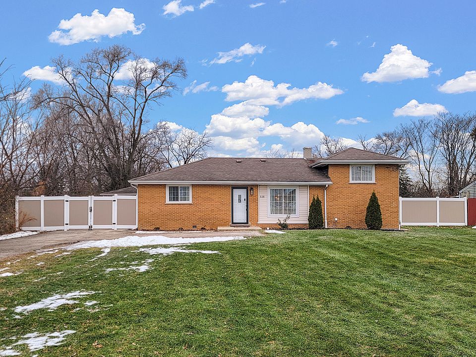 1st image of 128 S Villa Ave