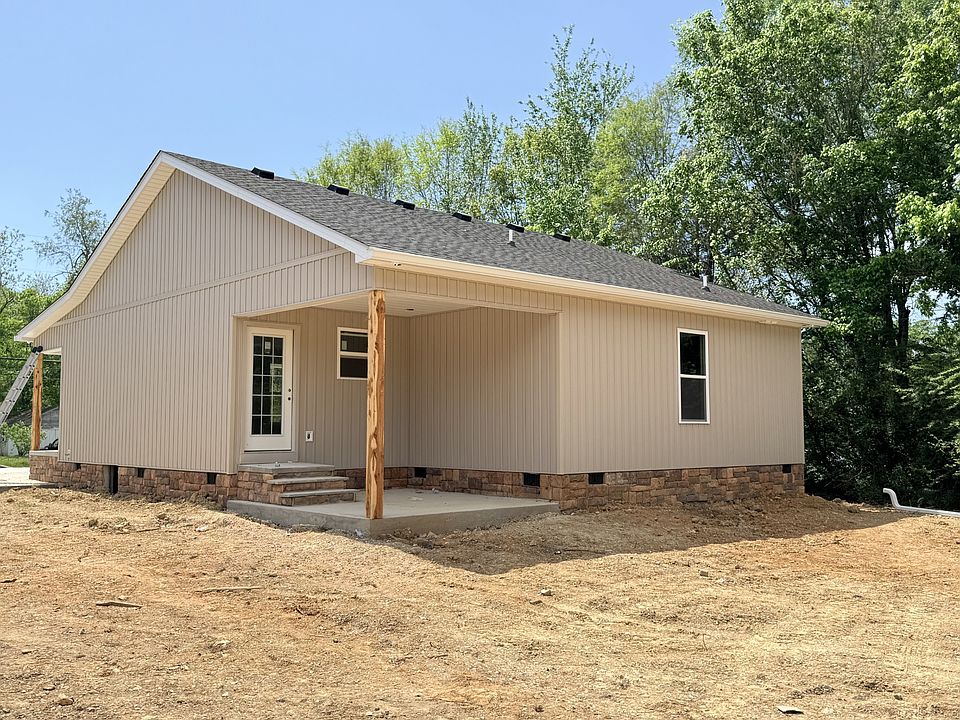2nd image of 2313 E Lincoln St Lot 1