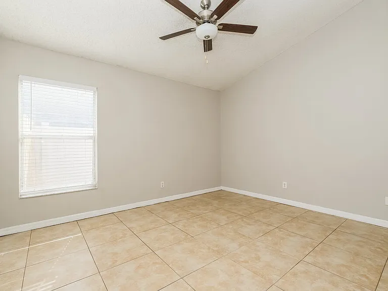1402 Dew Bloom Rd — Photo 8