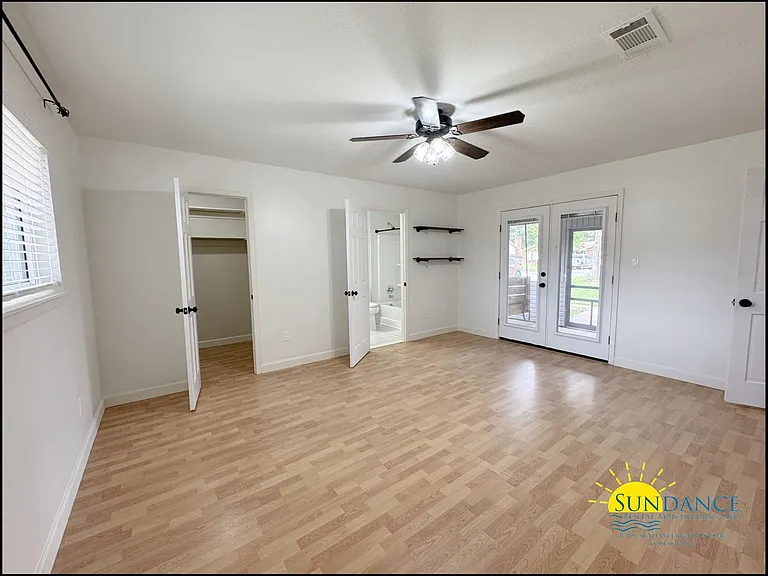 1501 Royal Palm Dr — Photo 13