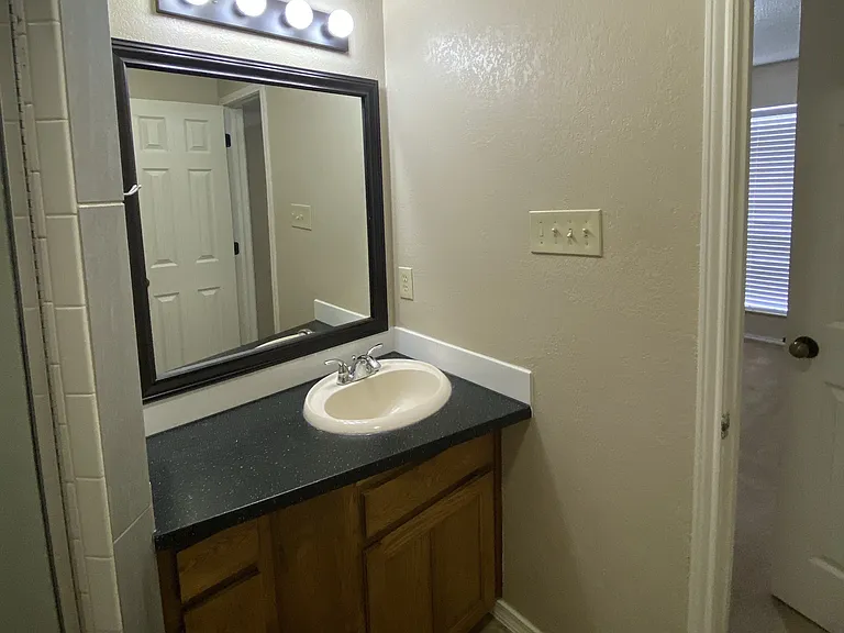 5520 Lewis Ct E — Photo 19