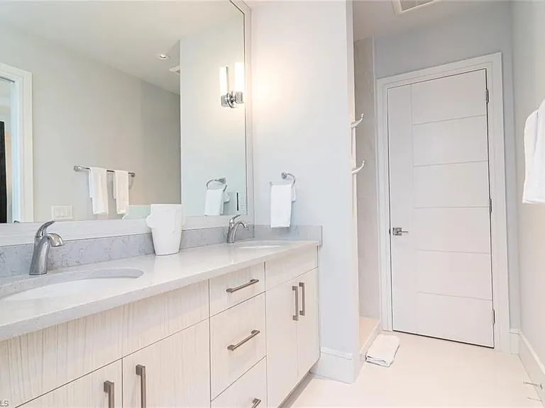 101 8th St S #210 — Photo 13