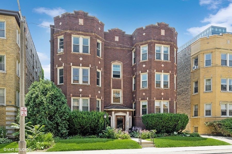 1st image of 929 Ontario St APT 2W