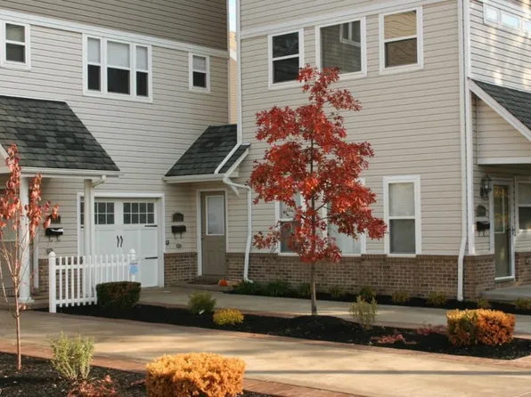 5502 Courtland Ct, Cleveland, OH 44102