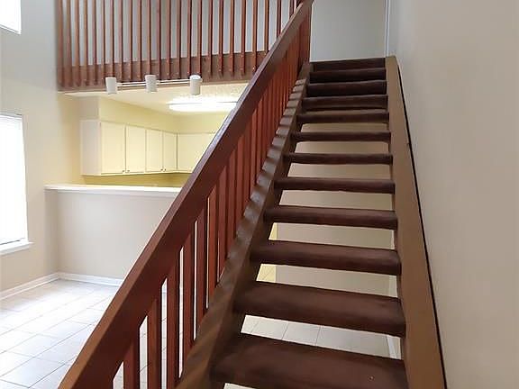 4th image of 200 Pecan Dr APT 303