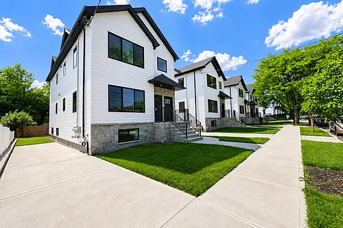 280 Eltingville Blvd #1 Photo 1 280 Eltingville Blvd #1 Photo 1