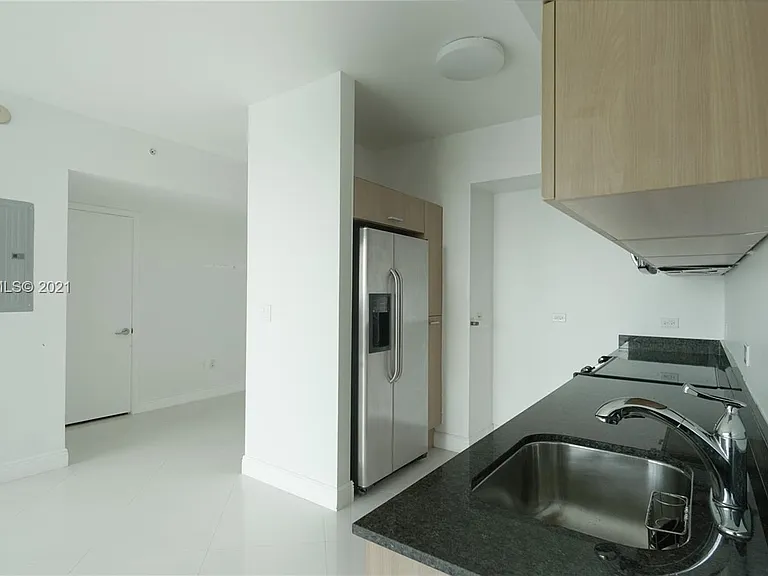 350 S Miami Ave #1301 — Photo 2