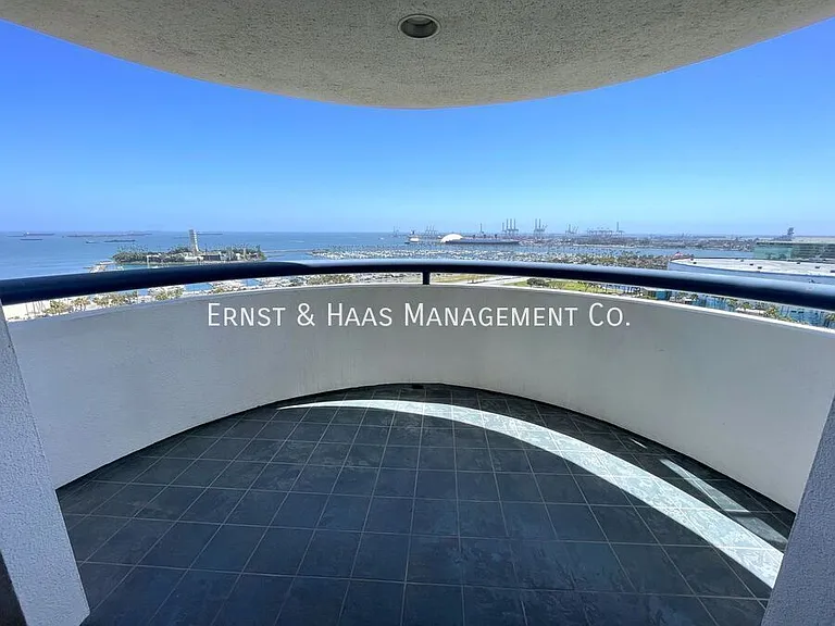 525 E Seaside Way #1806 — Photo 16
