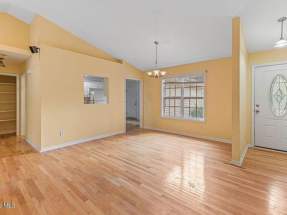 4th image of 108 Brandywine Drive