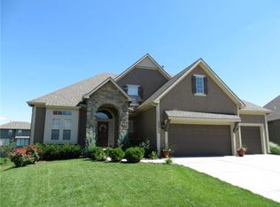 10849 S Carbondale St, Olathe, KS 66061