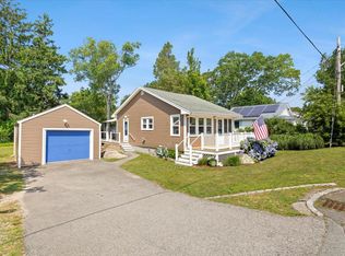 15 Buzzards Bay Ave, Bourne, MA 02532