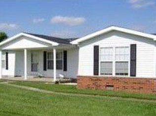 19613 Huntington Rd, Gallipolis Ferry, WV 25515