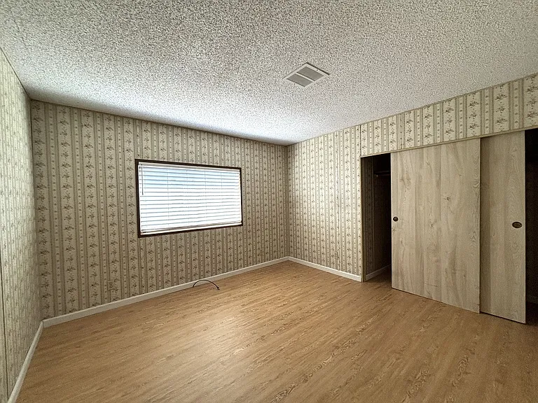 1 Robin Ct — Photo 7