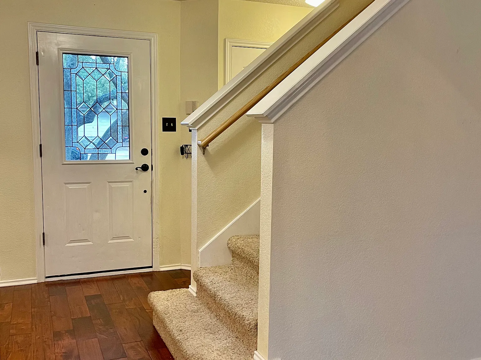 3 bed, 2.5 bath, 1861 sqft, $1,850 — Photo 4