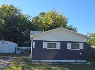 712 S Bryan Ave, North Platte, NE 69101