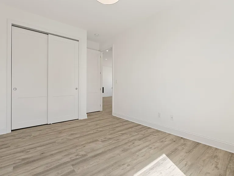3709 Liberty Ave #1 — Photo 17