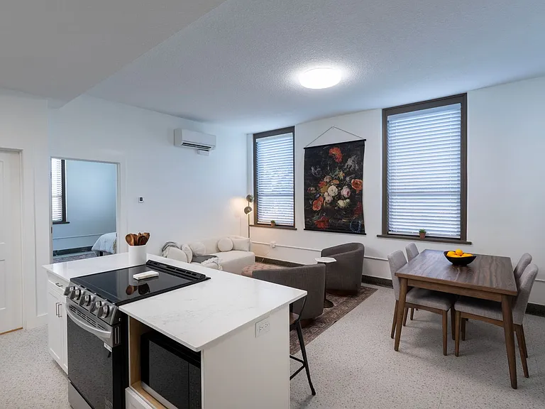 St Joseph Apartments — Photo 30