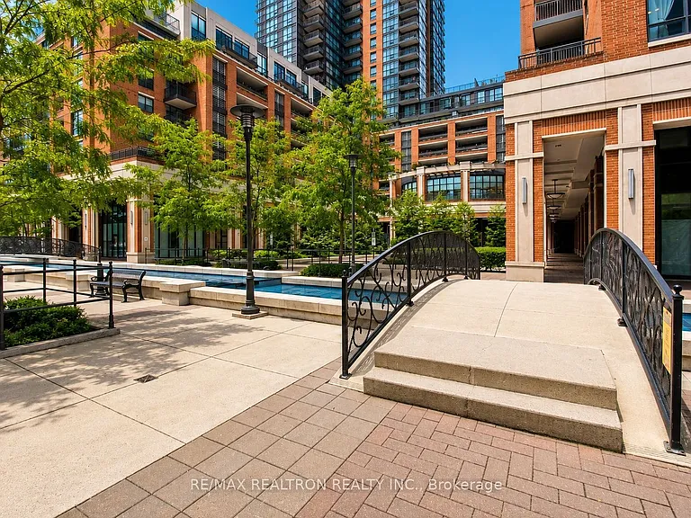 830 Lawrence Ave W #2910 — Photo 29