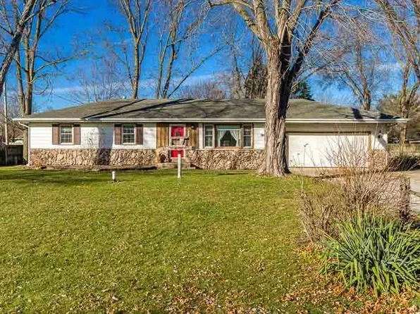 2307 E West Hart Rd, Beloit, WI 53511