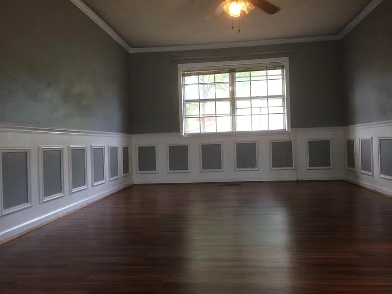 1703 Delano St — Photo 12
