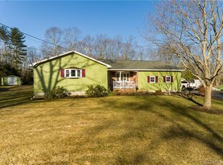 41 Juliette Ave, North Grosvenordale, CT 06255