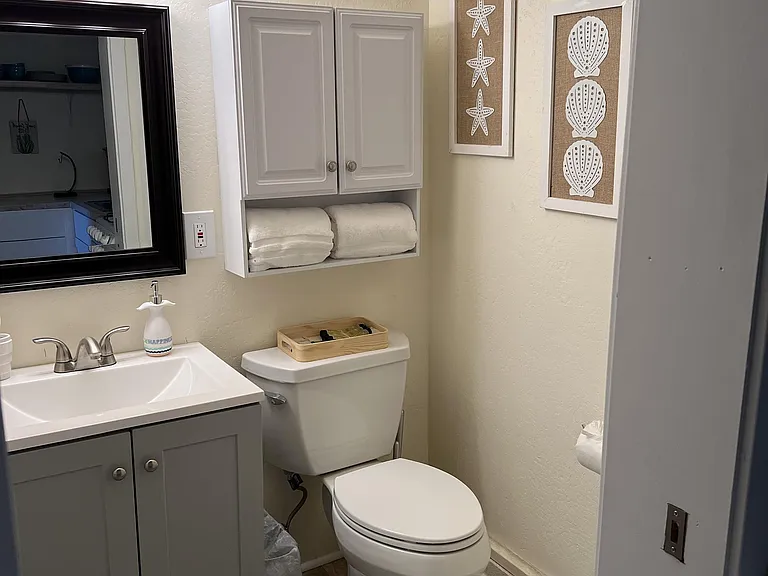 8401 Riverbanks Rd — Photo 16
