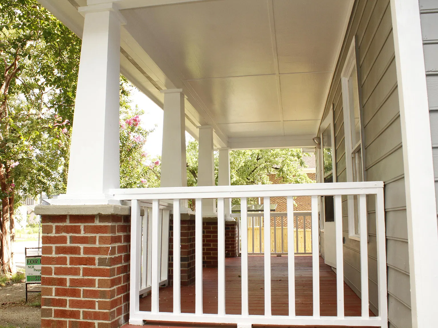 2 bed, 1.0 bath, 900 sqft, $1,700 — Photo 4