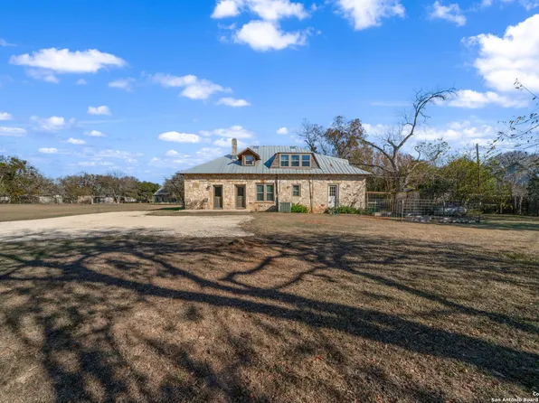 108 Oak Bluff, Boerne, TX 78006