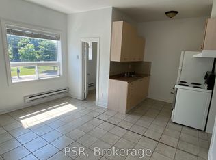 3110 Lake Shore Blvd W #2, Toronto, ON M8V 1L2