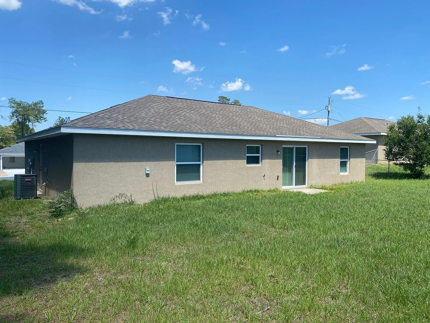 Desirable SW neighborhood - 3/2/2 — Photo 4