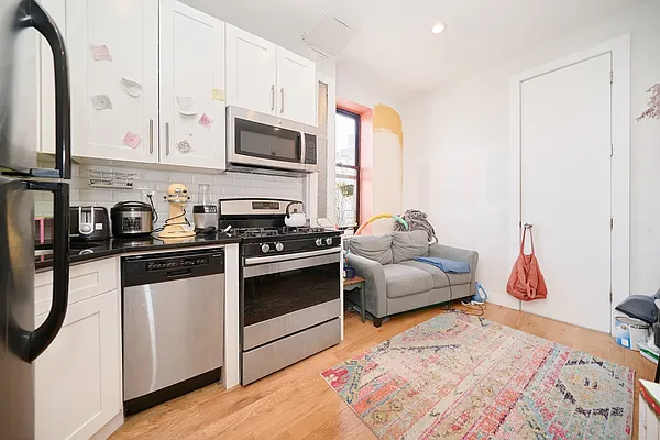 Rented by Living New York | media 14