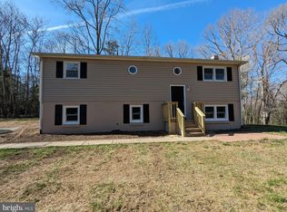 12397 State Rd, King George, VA 22485