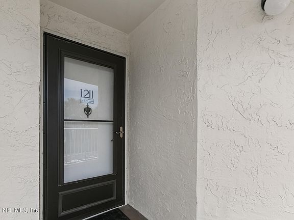 3rd image of 4670 A1A #1211