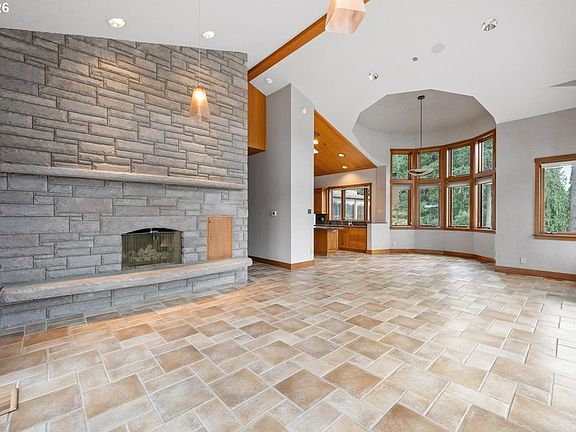 5th image of 2815 Arrowhead Ct