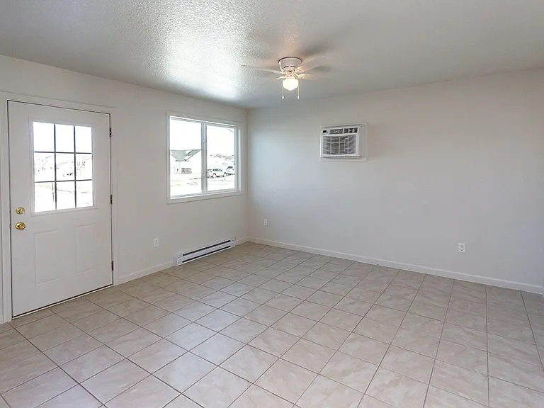 501 Plaza Heights Rd #12 — Photo 6