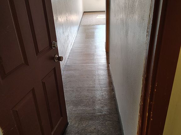 2nd image of 116 S Vine St APT 3