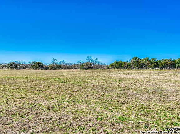 3rd image of 53 Boerne Stage Airfield