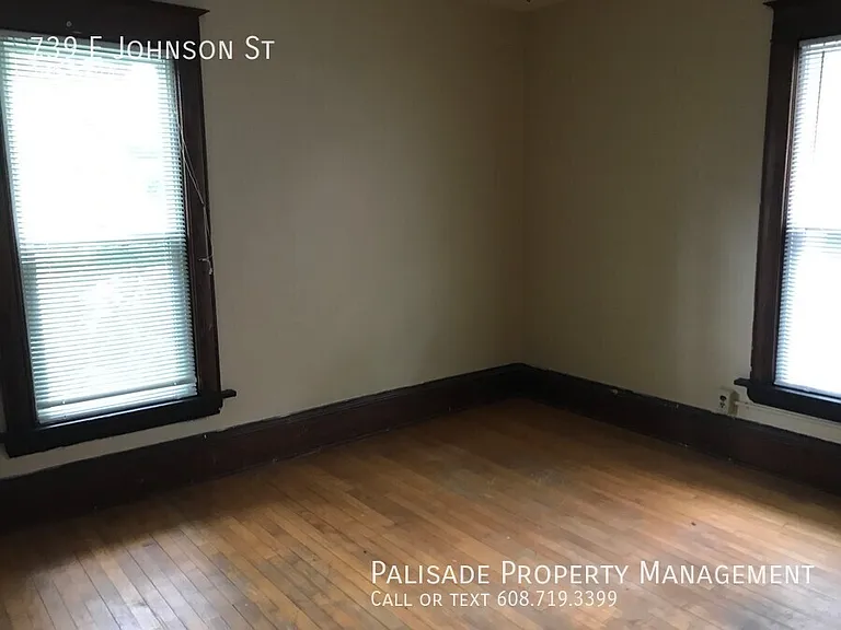 739 E Johnson St — Photo 5
