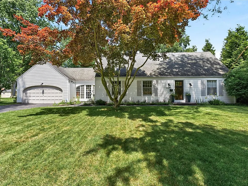 44 Charmwood Rd