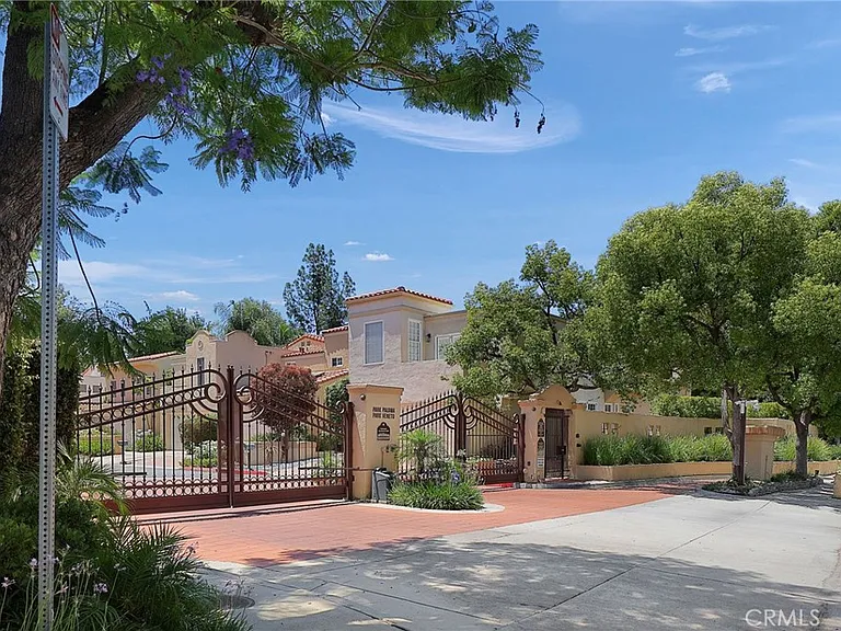 4271 Park Paloma — Photo 3
