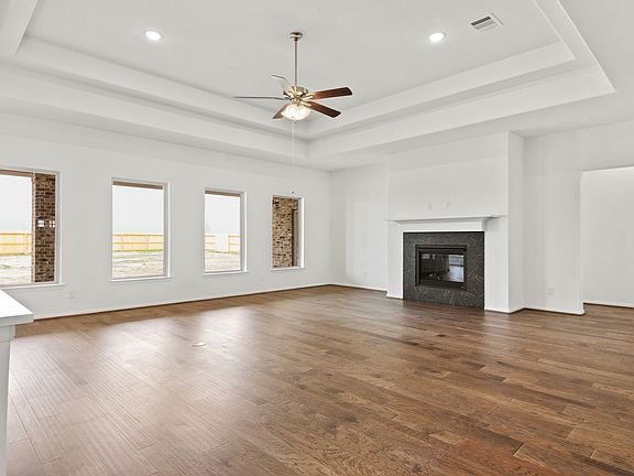 Great room with lots of light