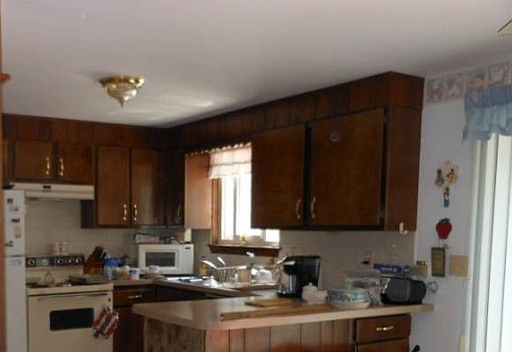 4th image of 74 Oakridge Dr
