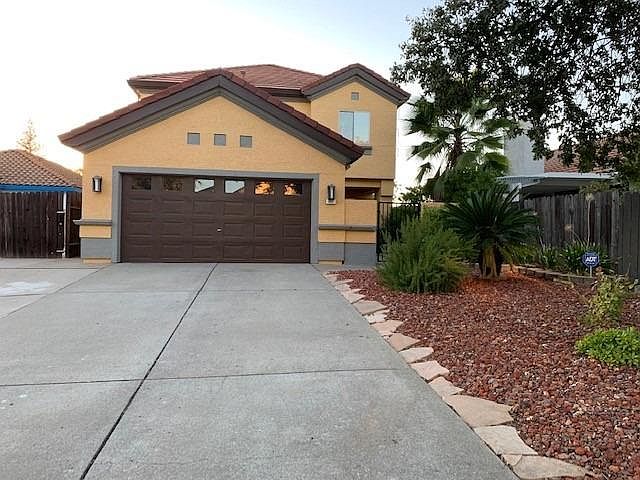 2nd image of 602 Rigby Ct