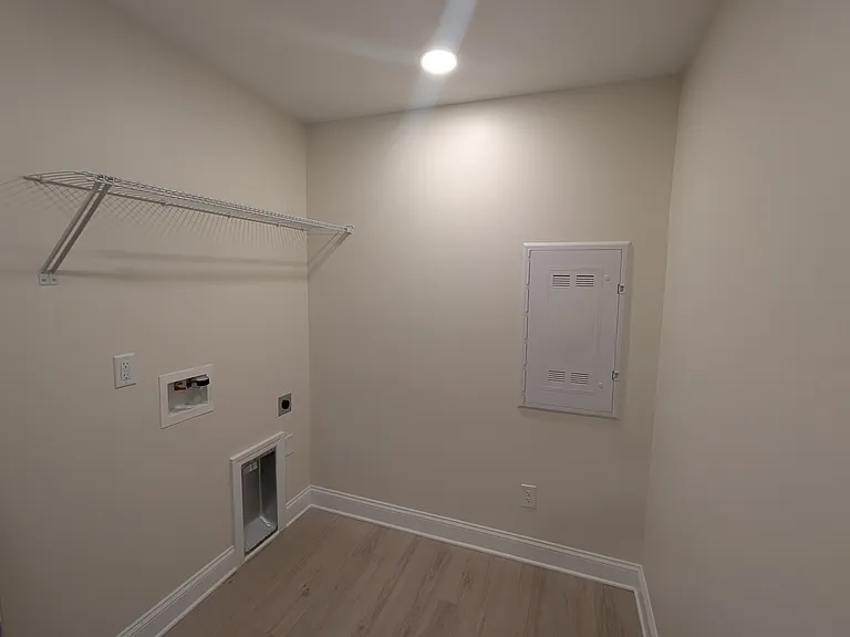 Keystone Luxury Apartments — Photo 28