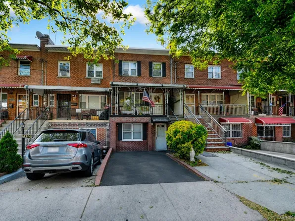 2571 Seymour Avenue, Bronx, NY 10469
